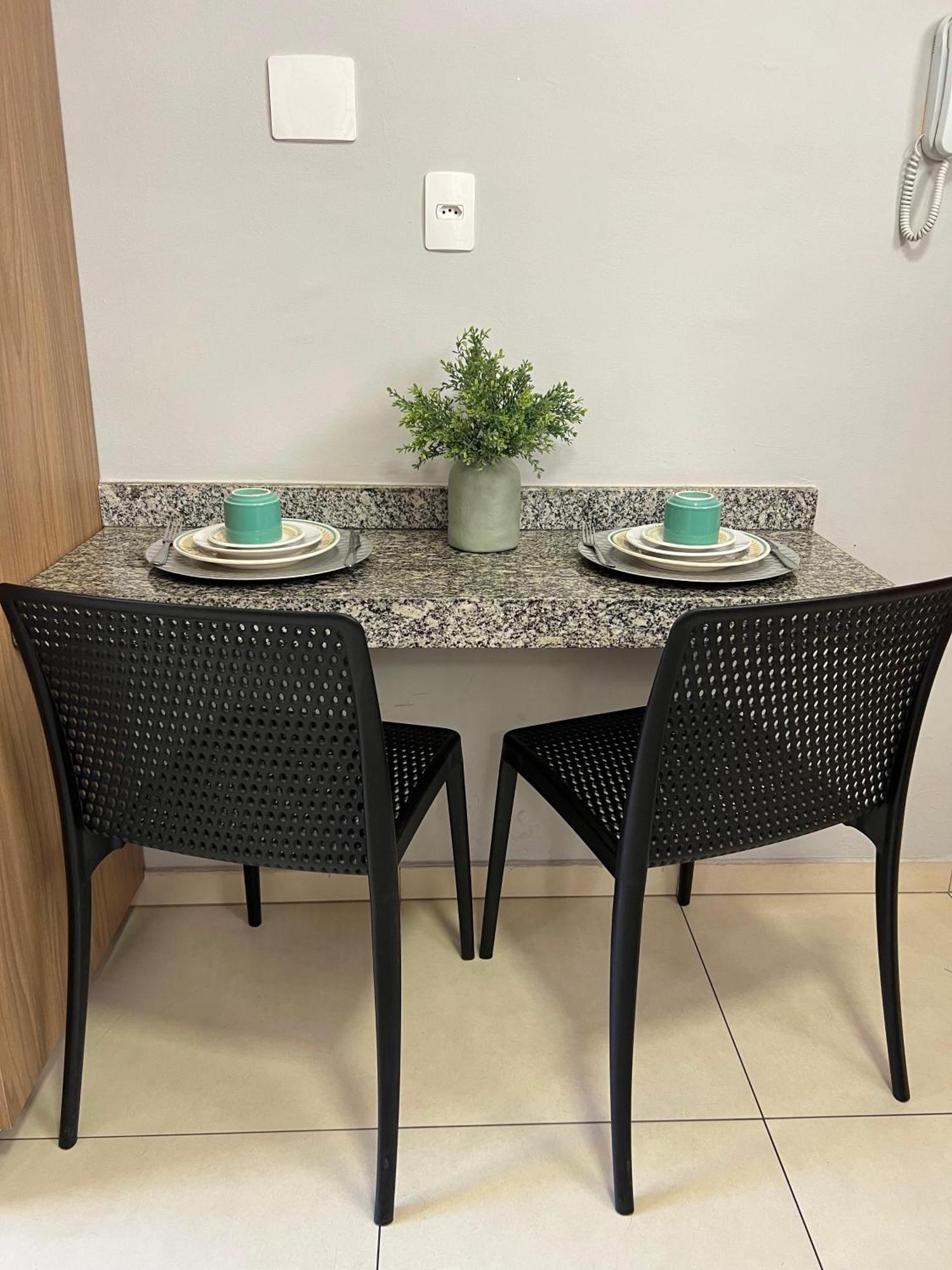 Apartamento Em Sao Joao Del Rei, Ao Lado Da Estacao Ferroviaria, Estacionamento E Ar Condicionado Buitenkant foto